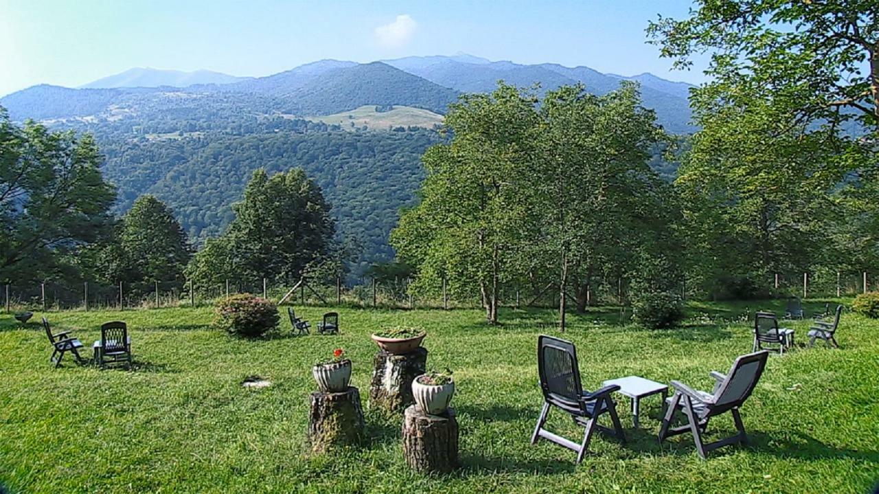 Hotel Rondanino Lanzo dʼIntelvi Exteriör bild